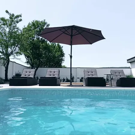 Villa Tim